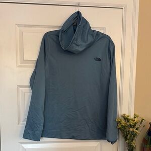 The North Face Slate Blue Pullover. XL. Looks fantastic.